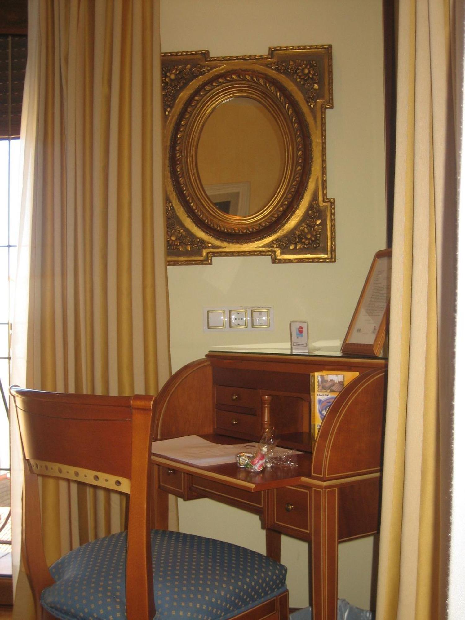 Hotel Santiago 3*