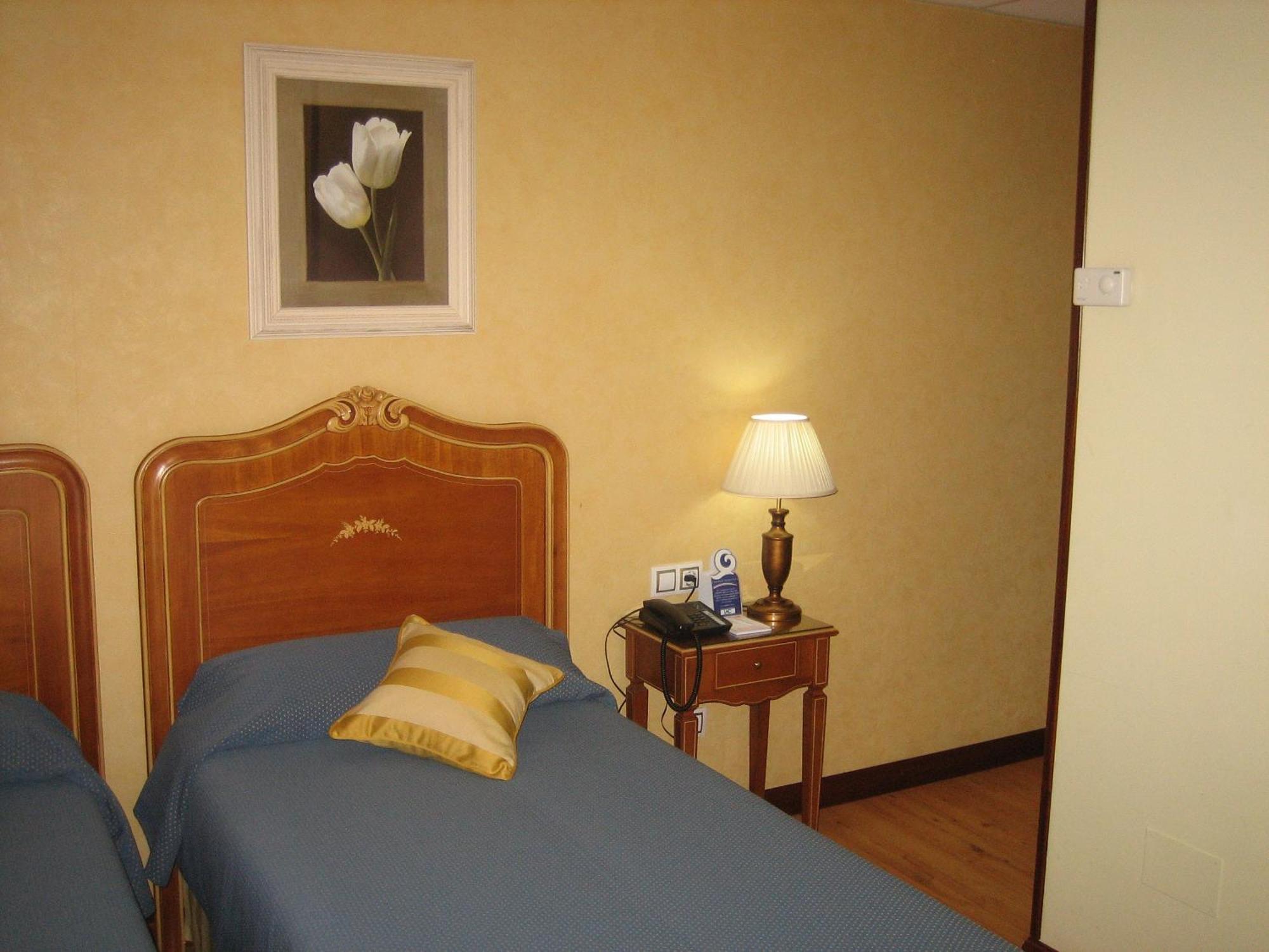 Santiago 3*
