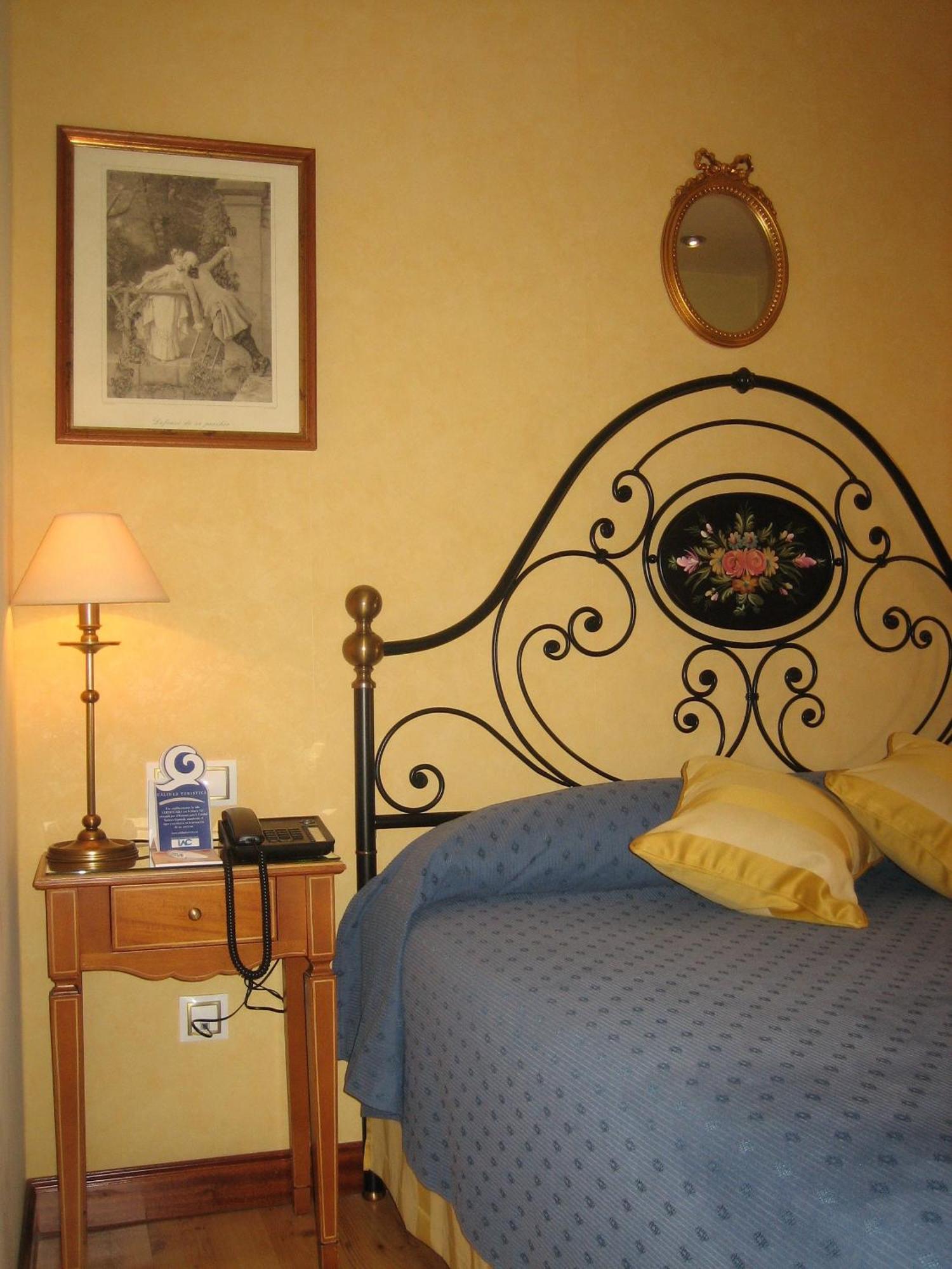 Santiago Hotel